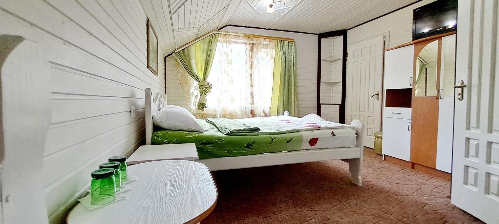Girska Sonata Hotel & Apartments Mykulychyn Oda fotoğraf
